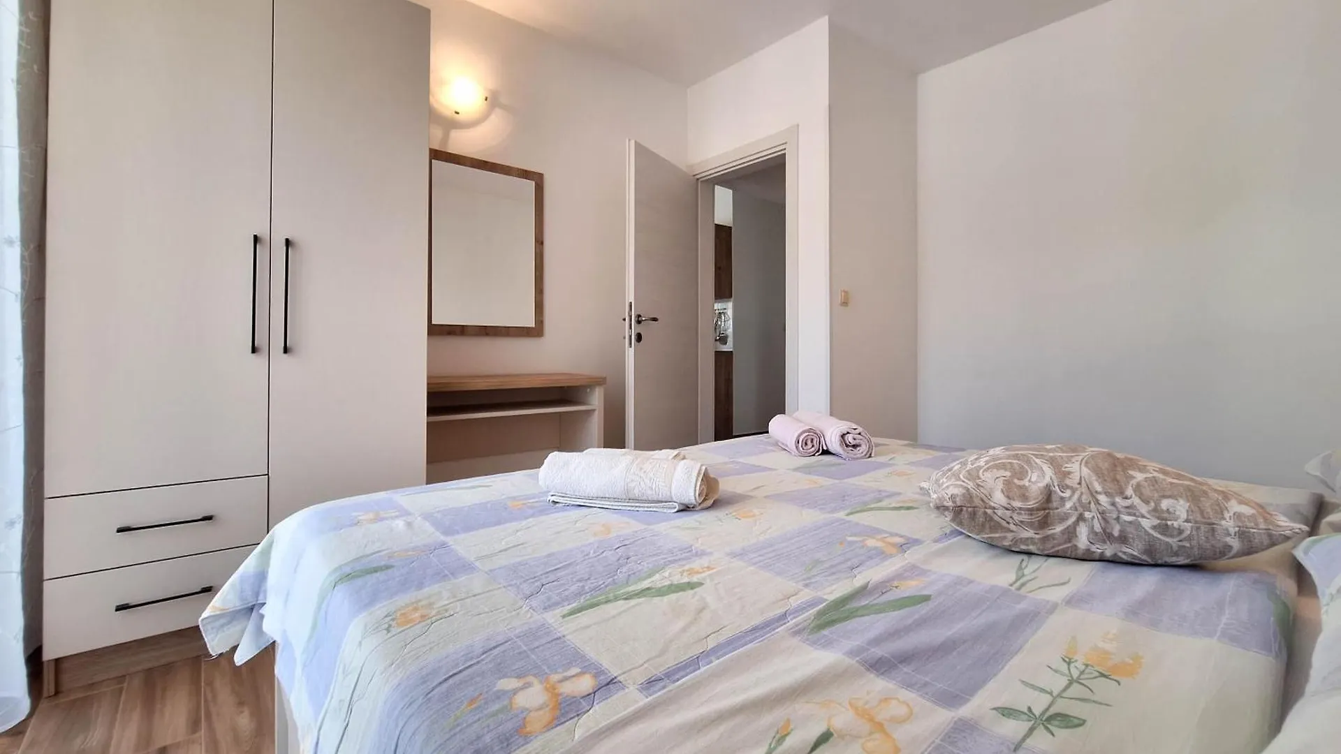 Apartments Dijana Lopar Croatia