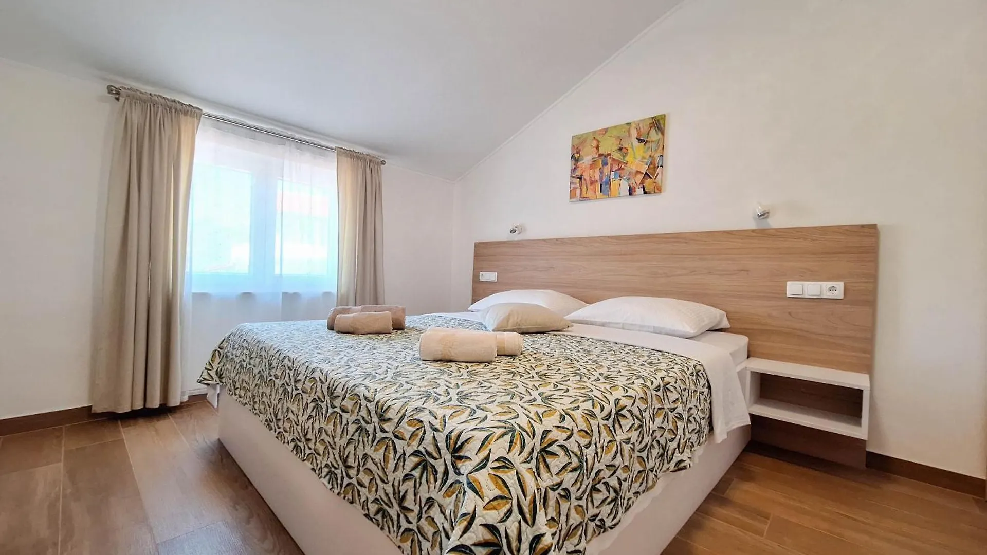 Apartments Dijana Lopar 0*,  Croatia