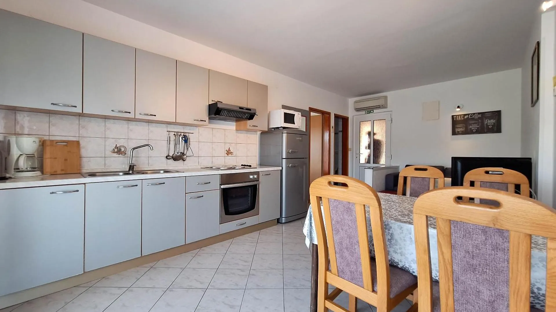 Apartments Dijana Lopar
